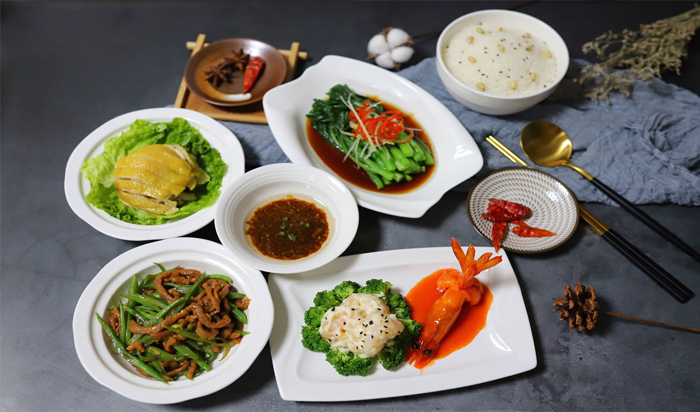 精致月子餐